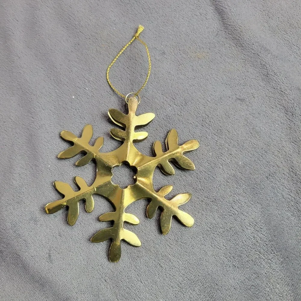 Golden Metal Snowflake Christmas‎ Ornament With Hanging Loop
